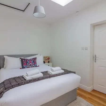 Guestready - Charming Escape In Templeogue Village Dublin