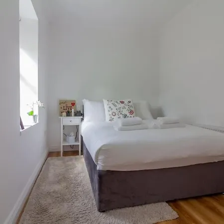 Guestready - Charming Escape In Templeogue Village
